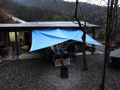 会場の様子。雨はシトシトだったけど快適な一夜（どう見ても怪しいけど・・・）