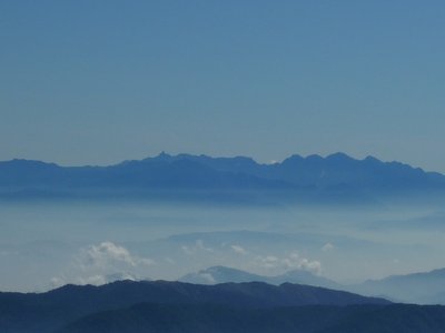 槍と穂高.jpg (285.64 KiB) 閲覧された回数 10858 回 槍と穂高がしっかりと見えます