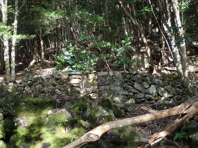 PC100005.jpg (129.99 KiB) 閲覧された回数 6703 回 貯水槽?