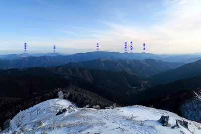 倶留尊山から局ヶ岳の眺望