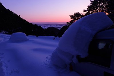 0.jpg (177.92 KiB) 閲覧された回数 4690 回 スカイラインでの日の出