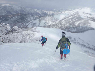 P2260110.jpg (52.18 KiB) 閲覧された回数 6369 回 薙刀山方向に下る