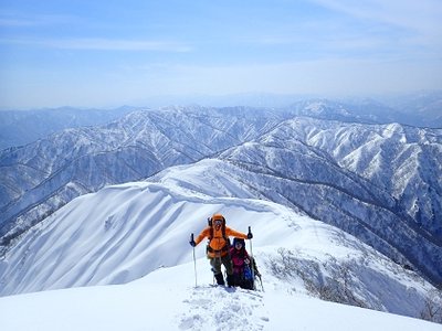 歩いて来た尾根