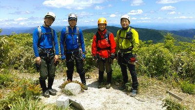 ブンゲン山頂-KIMG0249.jpg (178.64 KiB) 閲覧された回数 7864 回 射能山(ブンゲン)山頂