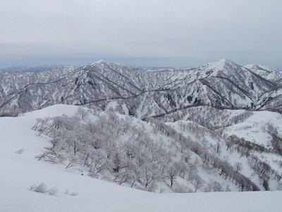 美濃俣丸から高丸～三周