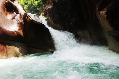 4.jpg (257.04 KiB) 閲覧された回数 5231 回 ねじたるスライダー滝