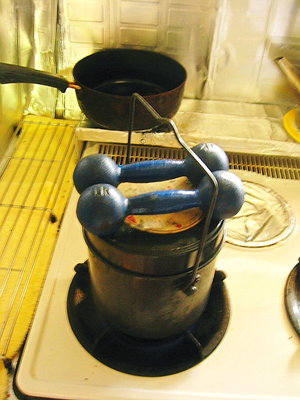 飯ごうで玄米を炊く.JPG (117.21 KiB) 閲覧された回数 10323 回 ● 飯ごうで玄米ご飯炊く練習ですワンよ。事案イッパイあるから、お試し再会ですのやわ。