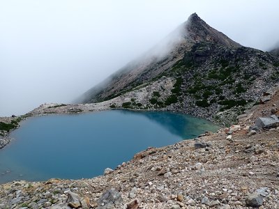 P8140149.JPG (299.97 KiB) 閲覧された回数 5924 回 翠ヶ池と剣ヶ峰