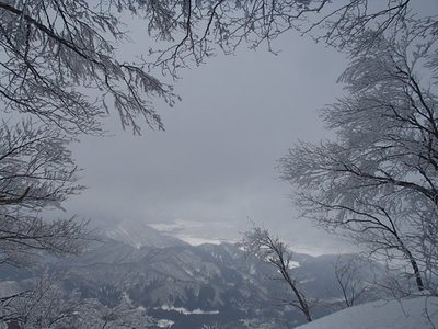 s-PC169223.jpg (107.01 KiB) 閲覧された回数 3407 回 雲が降りてきた