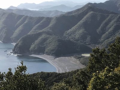 IMG_0207.jpg (196.51 KiB) 閲覧された回数 25681 回 塩竃浜を見下ろす