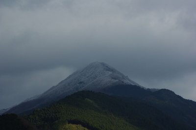 resizeIMGP9833.jpg (94.22 KiB) 閲覧された回数 6668 回 よく目にする、下山後の高見山の図。