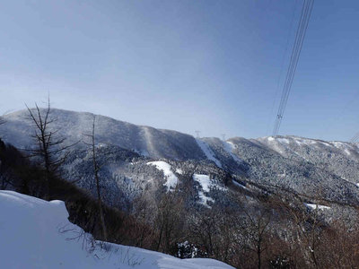 P1310026.jpg (59.48 KiB) 閲覧された回数 7998 回 左、鈴が岳