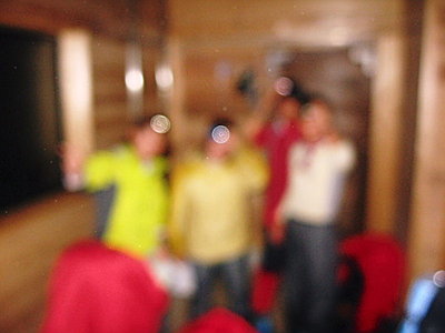 お別れだ.JPG (68.86 KiB) 閲覧された回数 5559 回 ● お別れだよ、また桧極楽で逢いましょうと見送るのさ