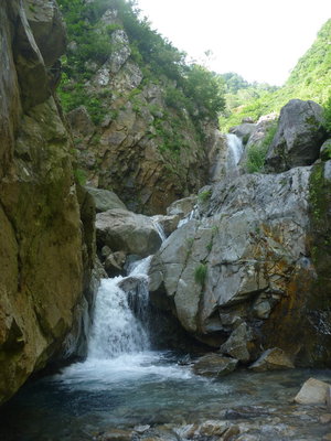 ショルダー滝　先行者の足跡付き