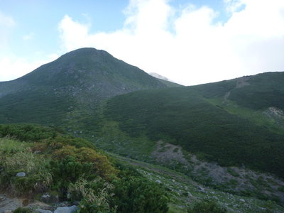 登ってきたラインを振り仰ぐ