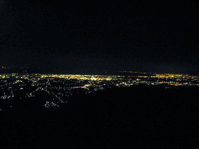 ●　津～伊勢～神島～伊良湖へと光がつながってる。人の営みが見えるよな