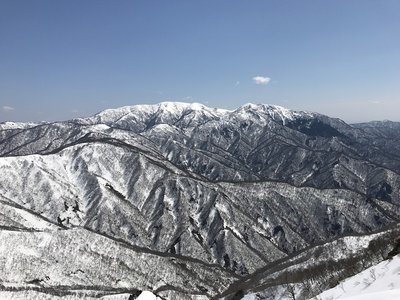 能郷白山（若丸山から）