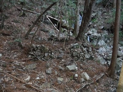 岩井谷の炭焼窯