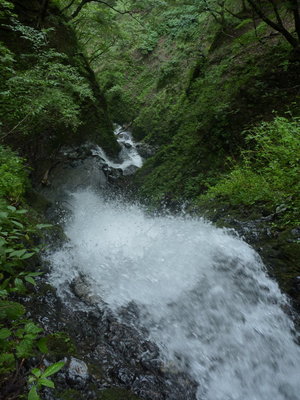 落ち口から見下ろす