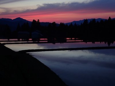 温泉入浴前の夕焼け。時間は早く過ぎていく