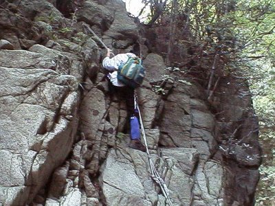 19990724-RIM00017.jpg (132.37 KiB) 閲覧された回数 3753 回 20年前某小学生が降りる