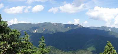 展望岩から御池岳方面