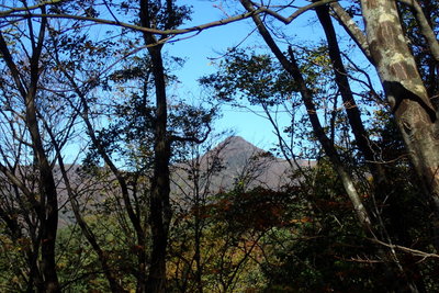 若丸山の三角錐