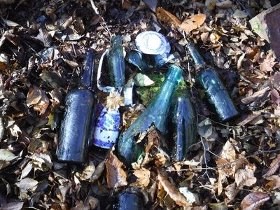 DSCF2536.JPG (383.91 KiB) 閲覧された回数 13913 回 蓮第4工場の飯場の生活痕