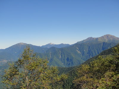 DSC03264.JPG (144.95 KiB) 閲覧された回数 3972 回 本谷山から