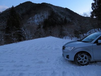 小又谷駐車場一番乗り