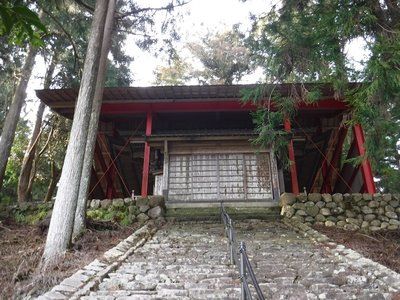 能郷白山神社の社殿