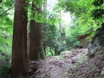 IMG_4238.jpg (693.63 KiB) 閲覧された回数 9582 回 不動明王の祠