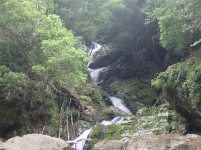 P6210086.jpg (100.84 KiB) 閲覧された回数 3065 回 2番目の連瀑帯