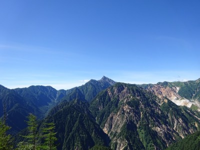 DSC09185(槍ヶ岳劇場） - コピー.jpg