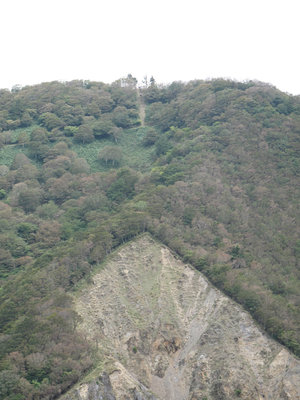 IMG_4254.jpg (445.9 KiB) 閲覧された回数 8247 回 綿向神社と文三ハゲ