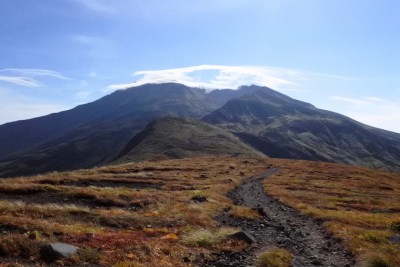 八丁坂より鳥海山を展望