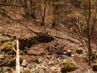 屋根組にしていたトロッコレール