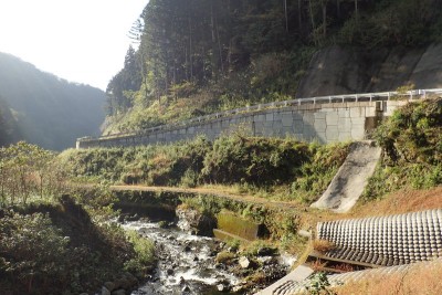 新林道と旧林道