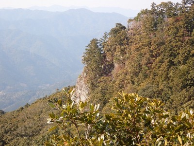 鷲峰展望岩より
