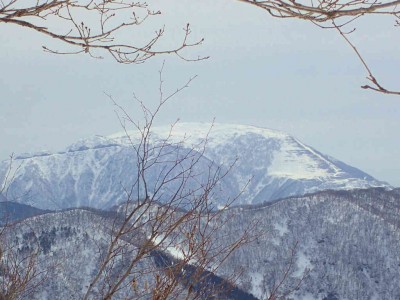 P2120032.jpg (70.28 KiB) 閲覧された回数 2367 回 伊吹山