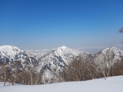 蕎麦粒山、小蕎麦粒山、五蛇池山の３ショット