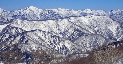 P2278173.jpg (191.88 KiB) 閲覧された回数 3207 回 高丸よかったなぁ~次は烏帽子だ!