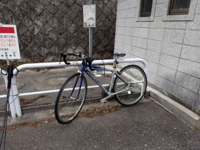 P3040043.jpg (105.59 KiB) 閲覧された回数 2495 回 待っていてくれた愛車