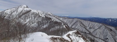 水後山からの鎌ヶ峰と乗鞍岳～御岳（20年3月）