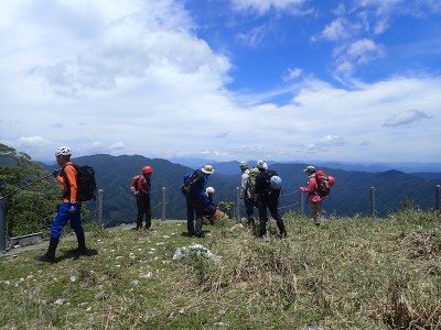 P6200111.JPG (179.19 KiB) 閲覧された回数 2777 回 風に吹かれて