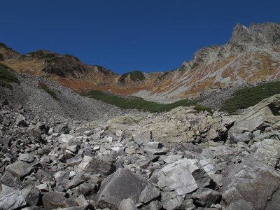 おわんの底にて