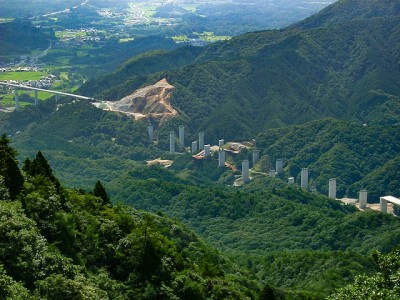 １７年前は高速工事中だった