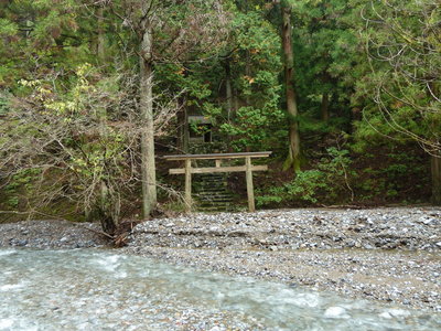 背が低くなった鳥居