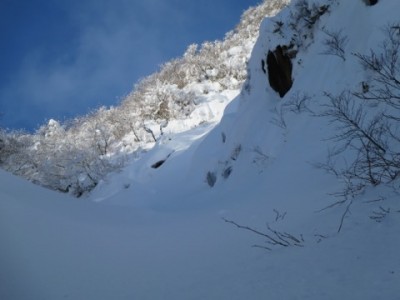 929072C4-292F-4612-83D0-2A38BECF5FBB.jpeg (42.63 KiB) 閲覧された回数 1718 回 凄い雪の量