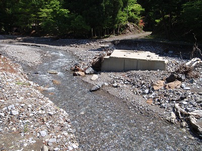 2年前も流されていた茨川の橋